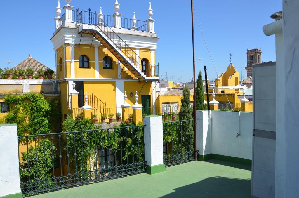 Pension Bienvenido Sevilla Exterior foto